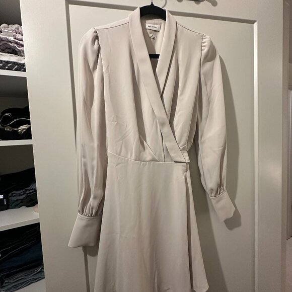 ARITZIA | Babaton Hyde Satin Mini Dress Matte Pearl XS - Picture 2 of 8